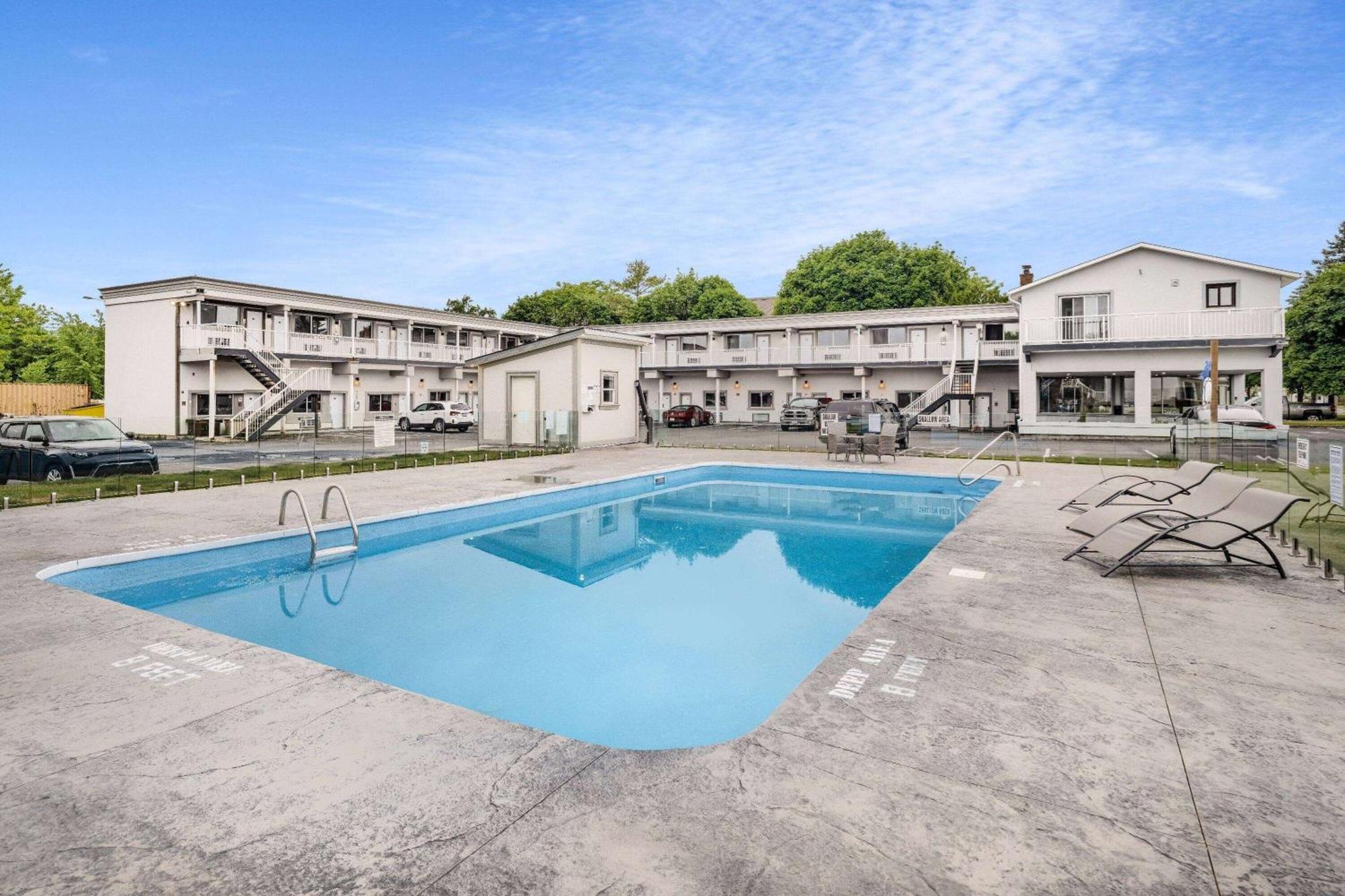 Super 8 By Wyndham Niagara Falls On Buitenkant foto